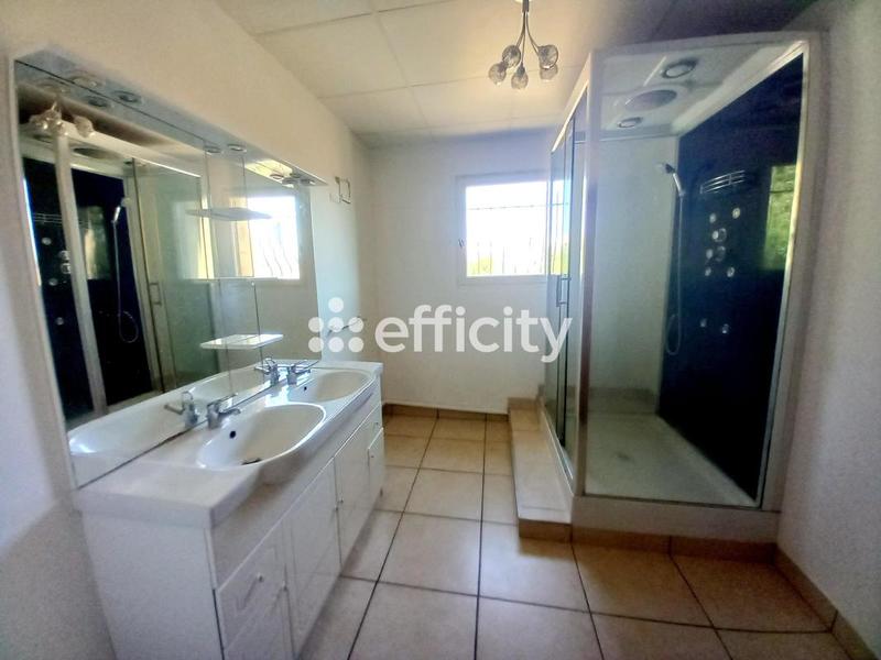 Maison - 146 m² - 7 pièces