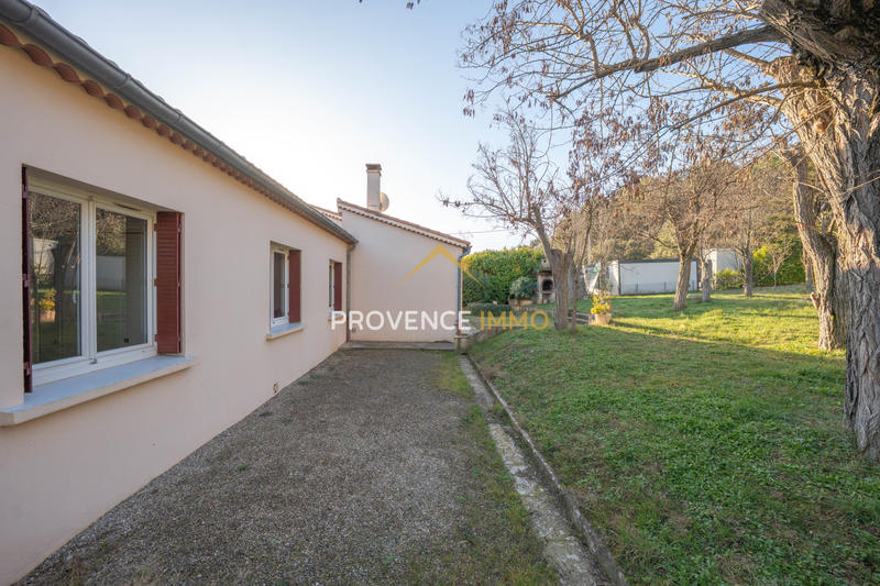 Maison - 97 m² - 4 pièces