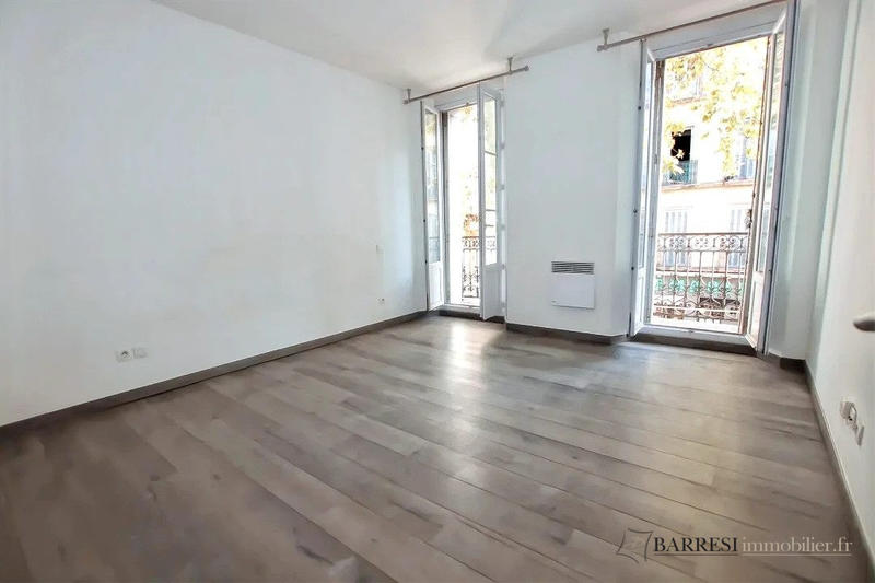 Appartement - 77 m² - 3 pièces
