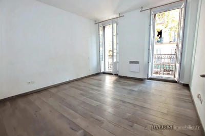 Appartement - 77 m² - 3 pièces
