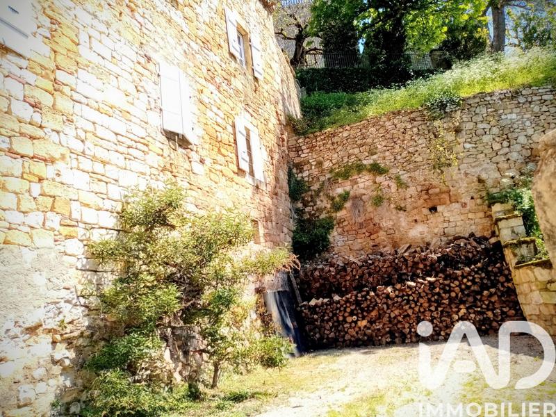 Maison - 322 m² - 9 pièces