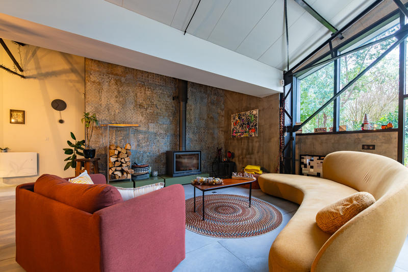 Maison - 389 m² - 10 pièces