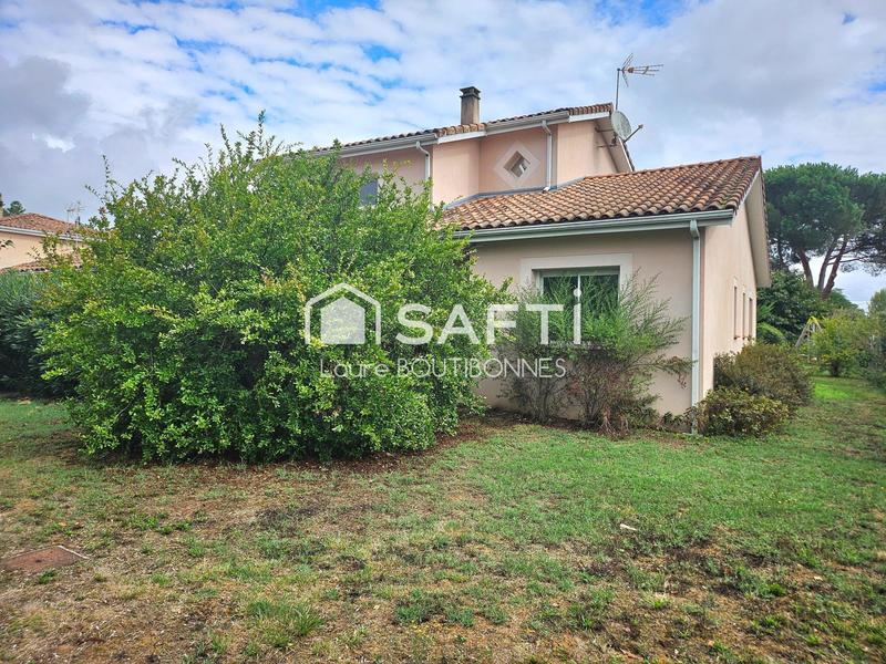 Maison - 195 m² - 8 pièces