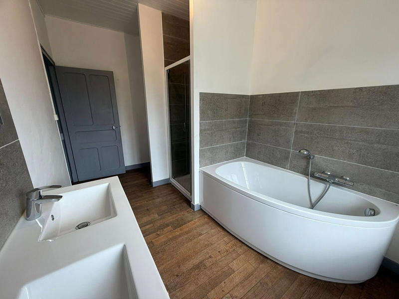 Maison - 173 m² - 8 pièces