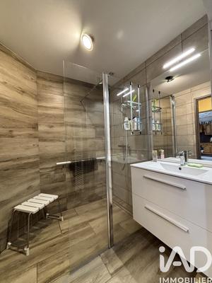 Maison - 190 m² - 8 pièces