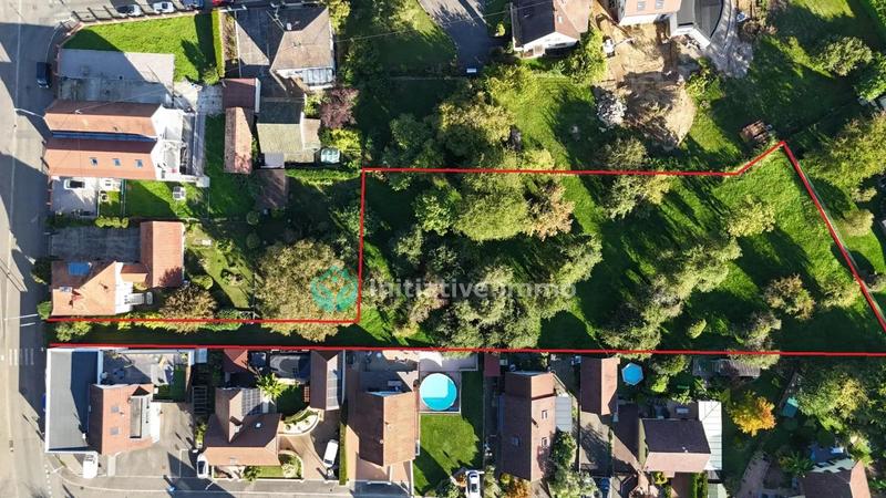 Terrain constructible - 3 000 m²