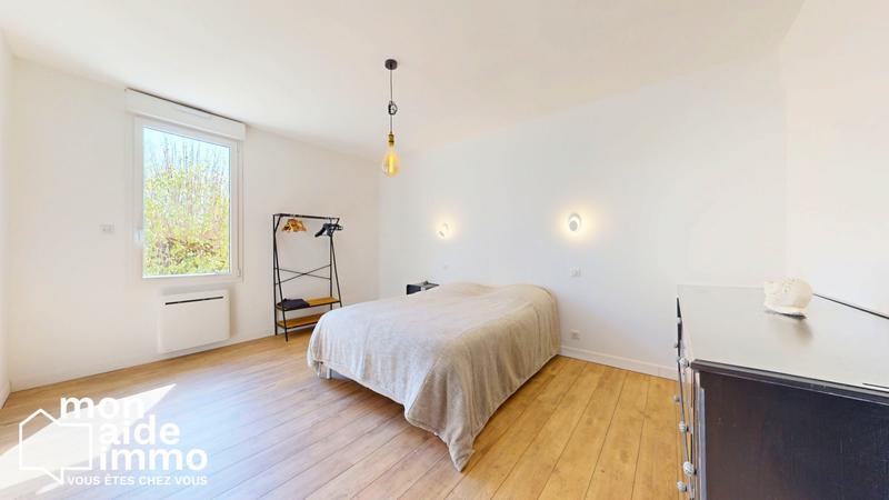 Maison - 180 m² - 7 pièces