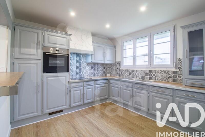 Maison - 120 m² - 5 pièces