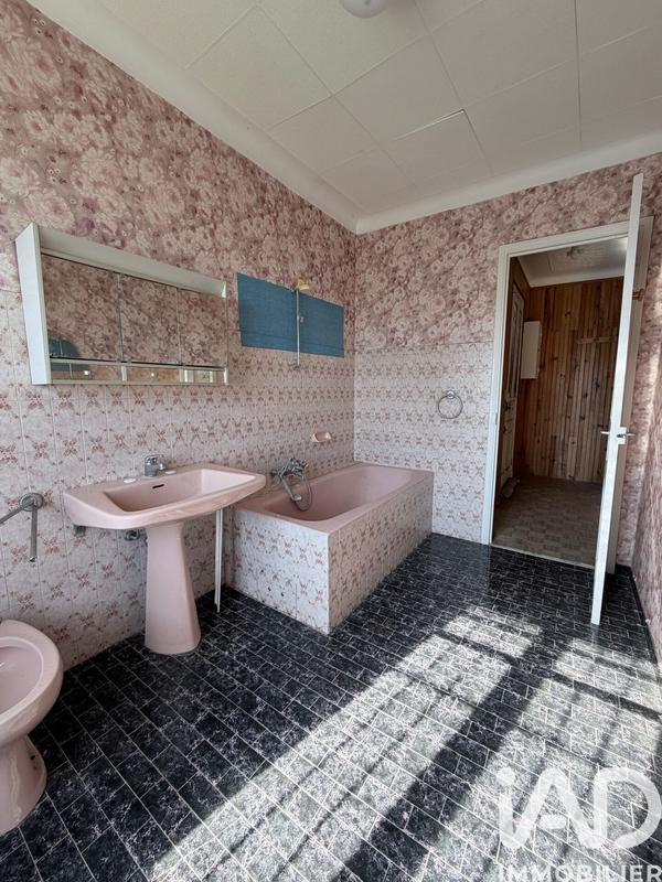 Maison - 100 m² - 5 pièces