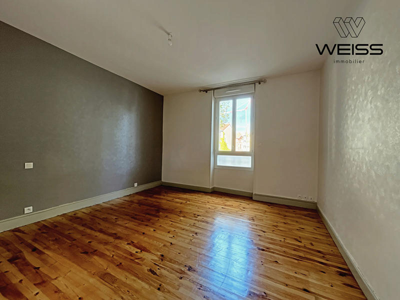 Appartement - 110 m² - 4 pièces