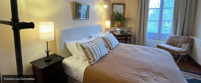 Manoir - 1 450 m² - 40 pièces