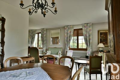 Maison - 198 m² - 10 pièces