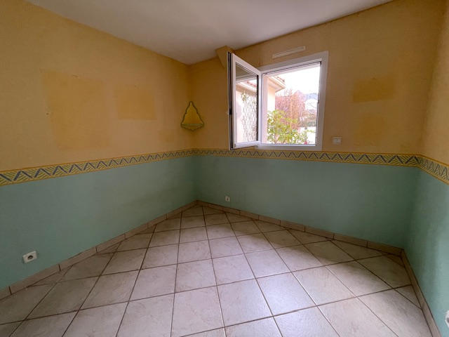 Maison - 215 m² - 7 pièces