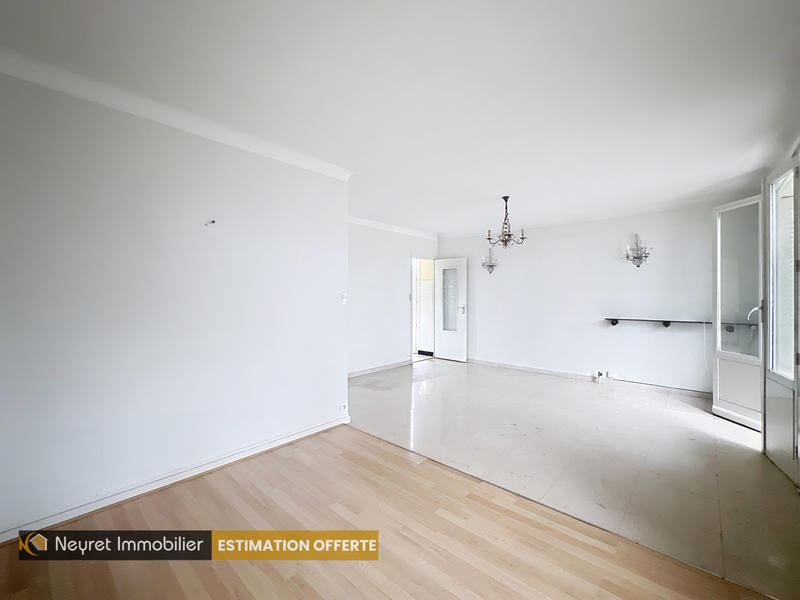 Maison - 96 m² - 4 pièces