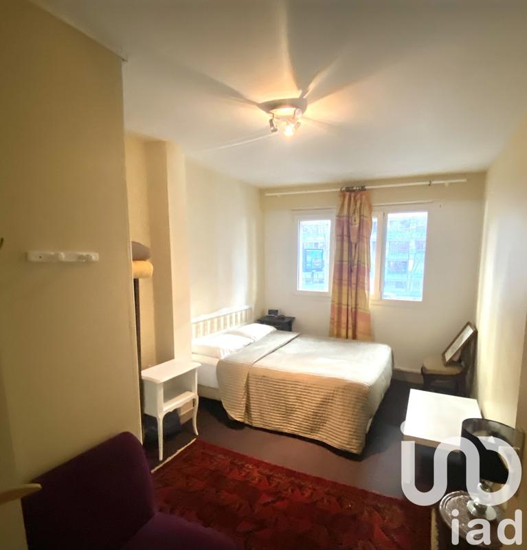 Appartement - 96 m² - 5 pièces