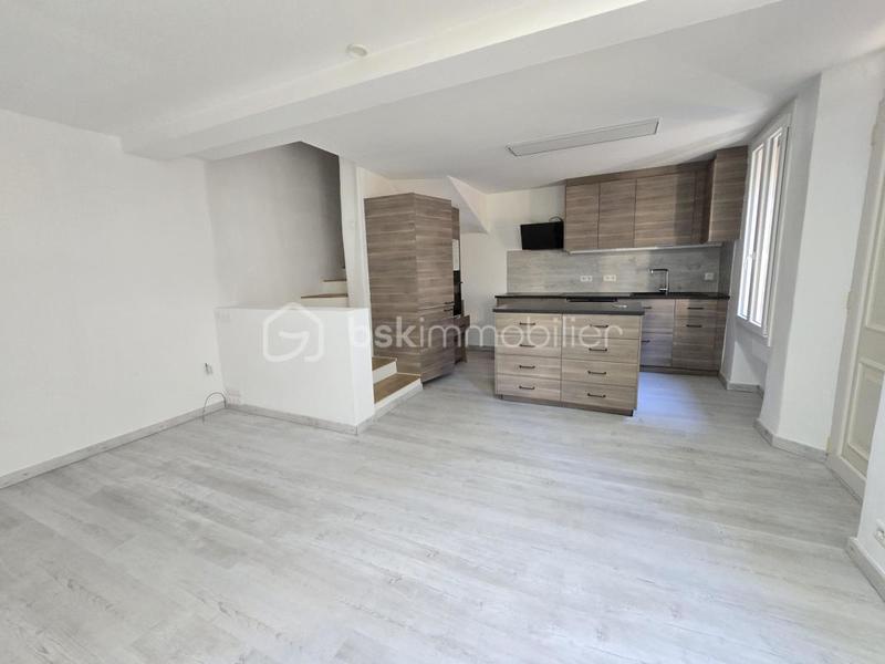 Maison de village - 75 m² - 4 pièces