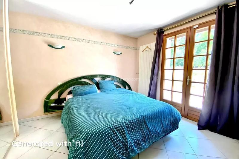 Maison - 253 m² - 11 pièces