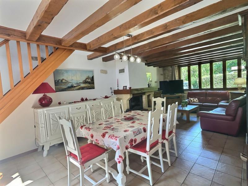Maison - 137 m² - 7 pièces