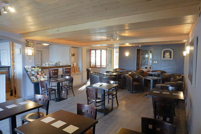 Maison - 550 m² - 18 pièces