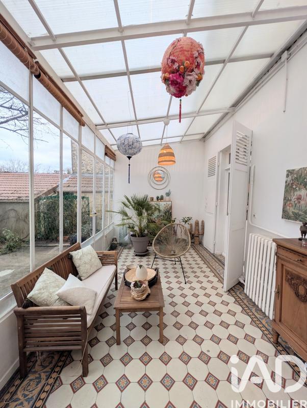 Maison - 220 m² - 7 pièces