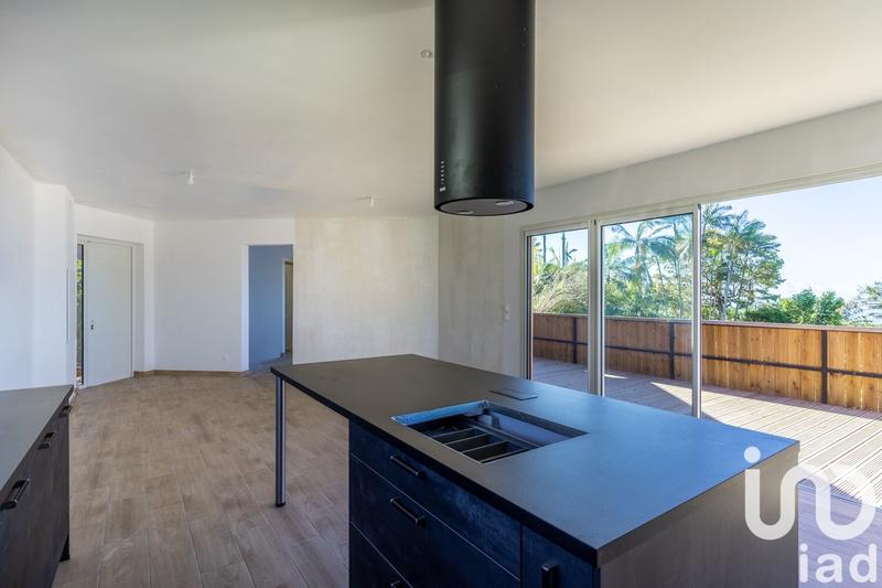 Maison - 159 m² - 6 pièces