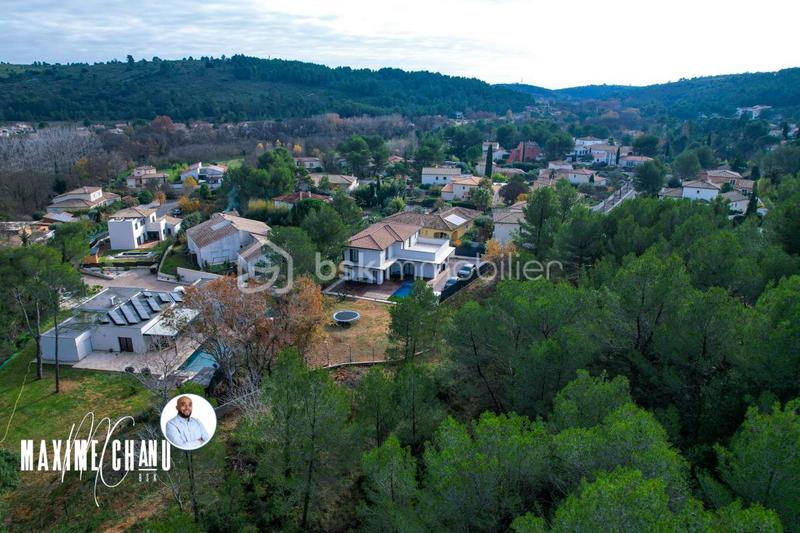 Maison - 190 m² - 6 pièces