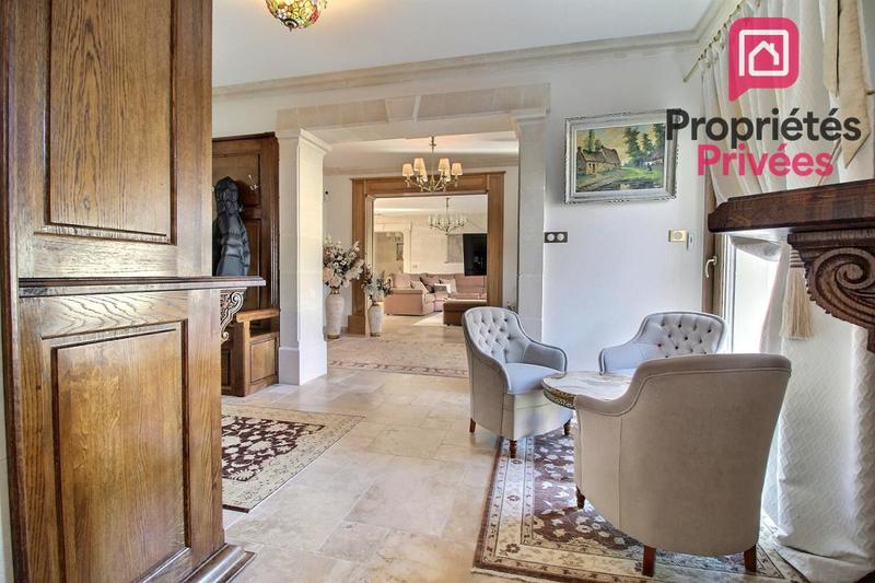 Propriété - 195 m² - 7 pièces