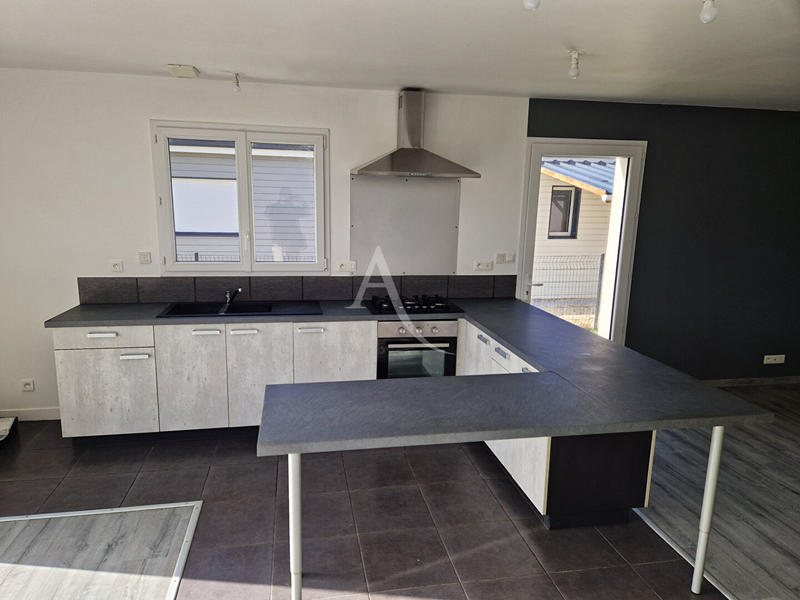 Maison - 80 m² - 3 pièces