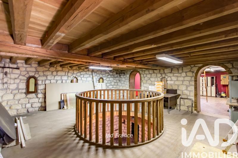 Maison - 403 m² - 12 pièces