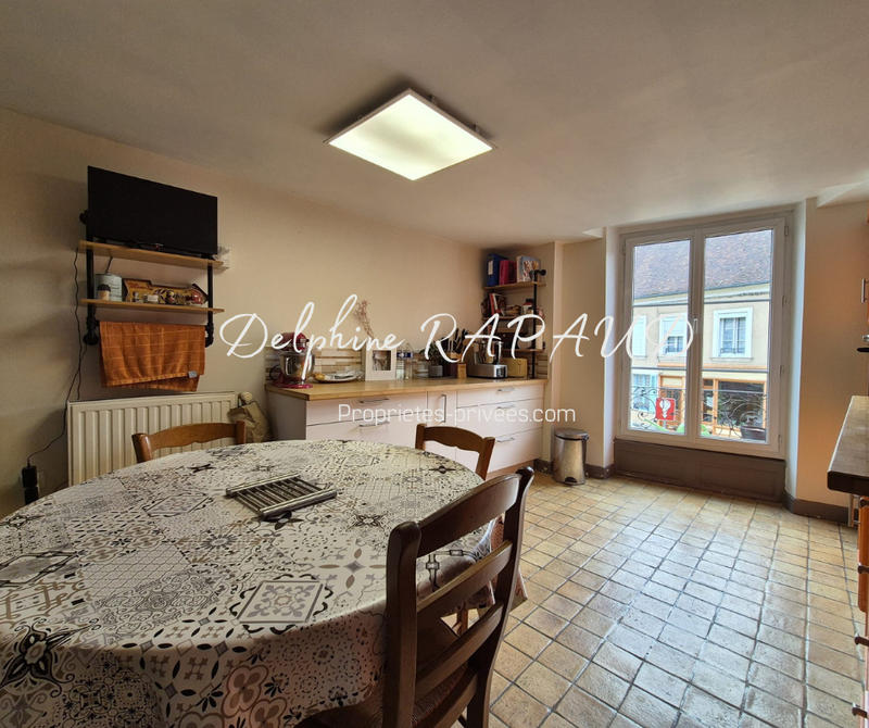 Maison - 168 m² - 7 pièces