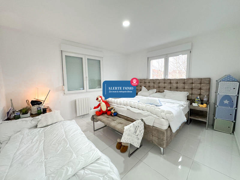 Maison - 165 m² - 6 pièces