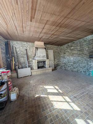 Maison - 182 m² - 7 pièces