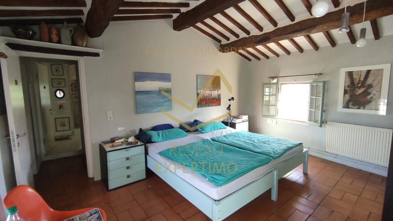 Maison - 205 m² - 7 pièces