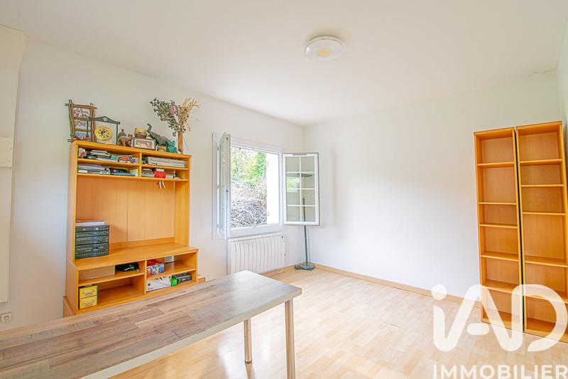 Maison - 278 m² - 10 pièces
