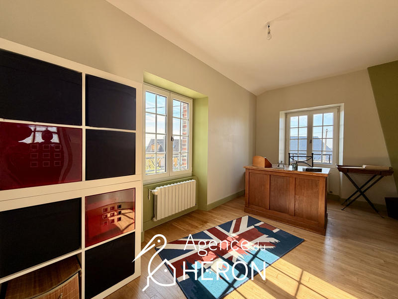 Maison - 191 m² - 7 pièces