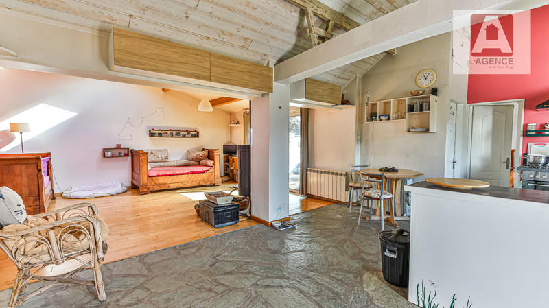 Maison - 102 m² - 4 pièces