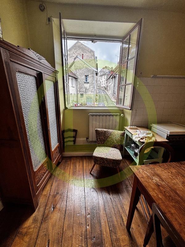 Maison - 121 m² - 4 pièces