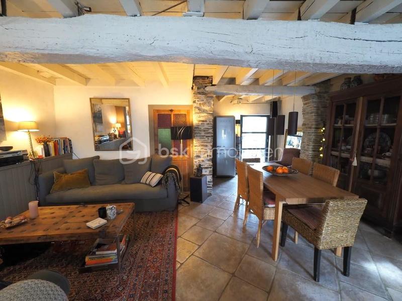 Maison de village - 105 m² - 4 pièces