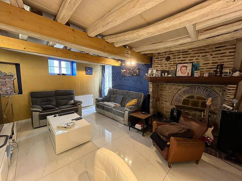 Maison - 148 m² - 6 pièces