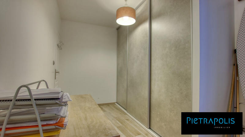 Appartement - 80 m² - 3 pièces