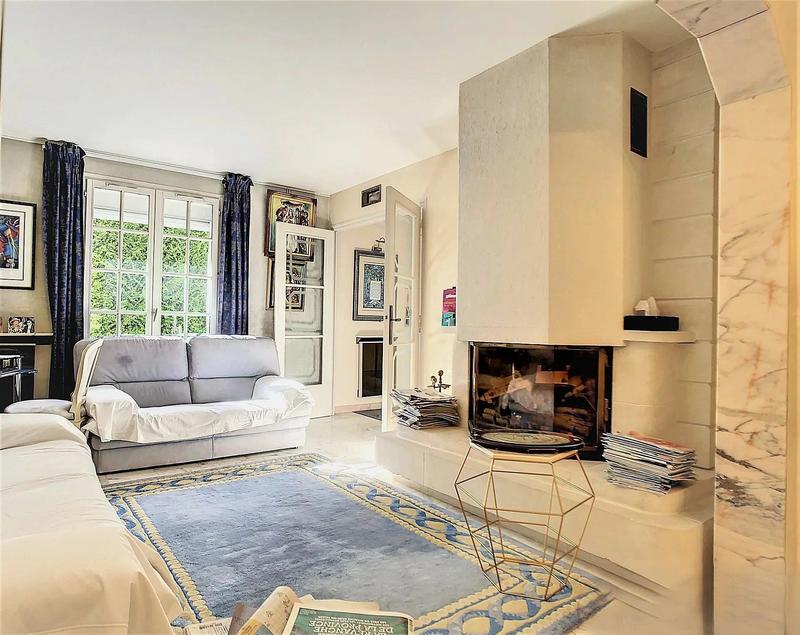 Maison - 136 m² - 8 pièces