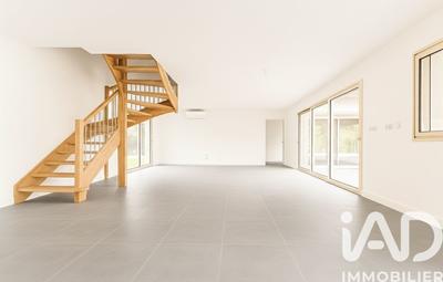 Maison - 109 m² - 5 pièces