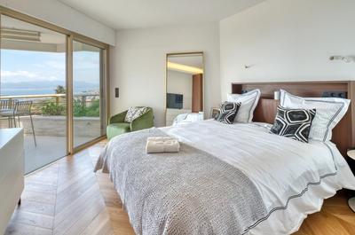 Appartement - 150 m² - 4 pièces