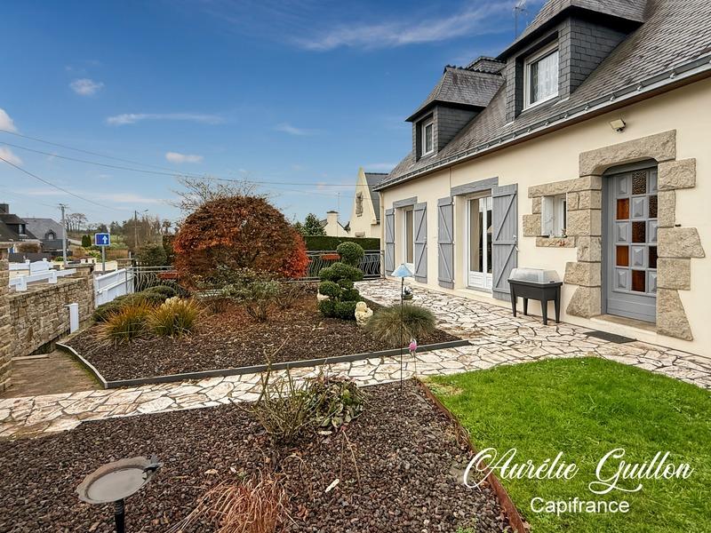 Maison - 152 m² - 7 pièces