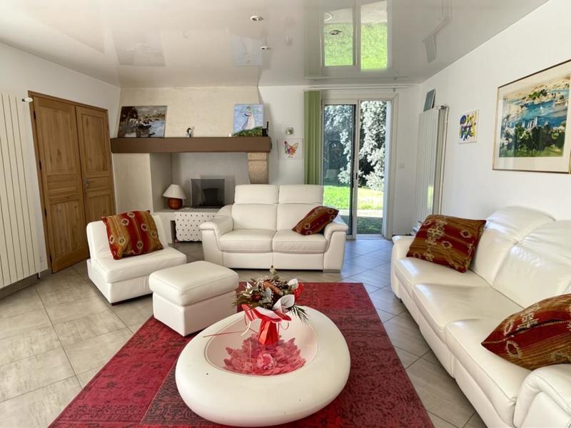 Maison - 300 m² - 10 pièces