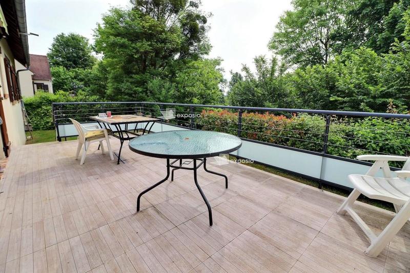 Maison - 171 m² - 9 pièces