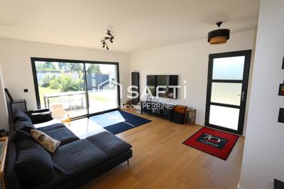 Maison - 138 m² - 6 pièces