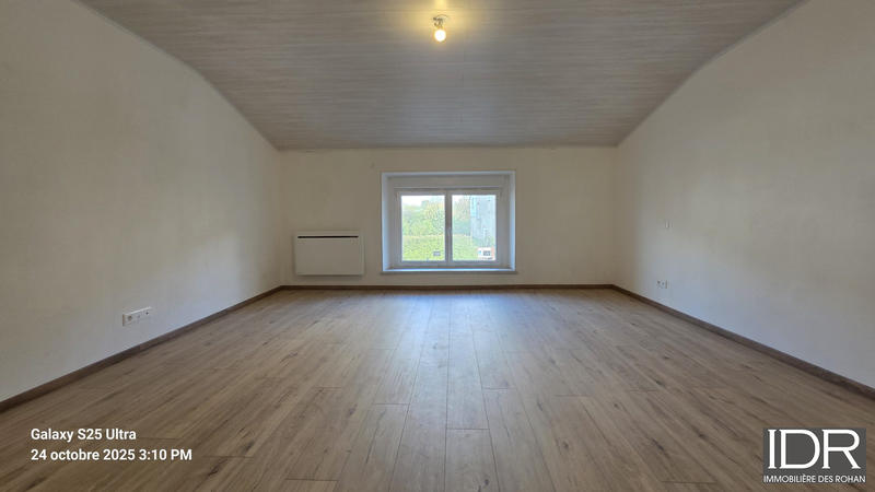 Maison - 95 m² - 3 pièces