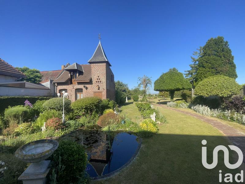 Maison - 180 m² - 11 pièces