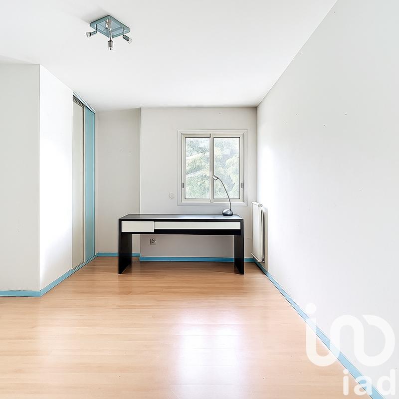 Maison - 200 m² - 8 pièces